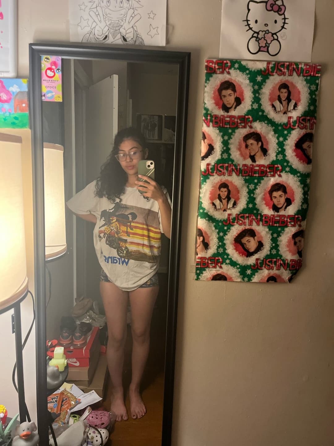 Kinky hairy fun sized latina teen loves to tease + feet self worship