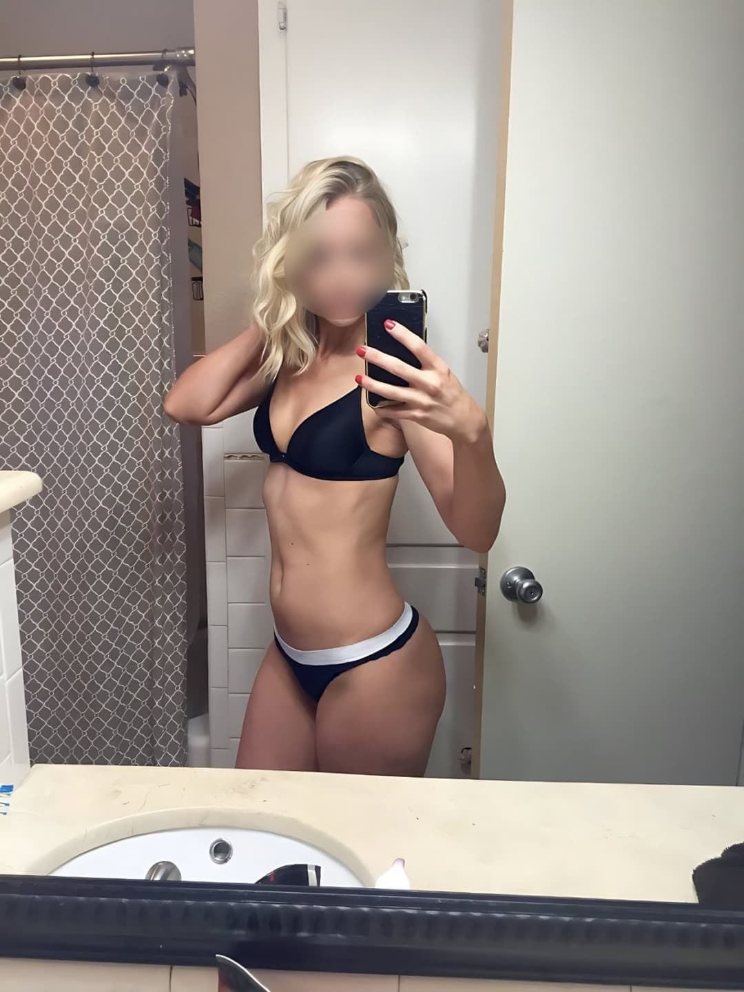 I never promised her a rose garden