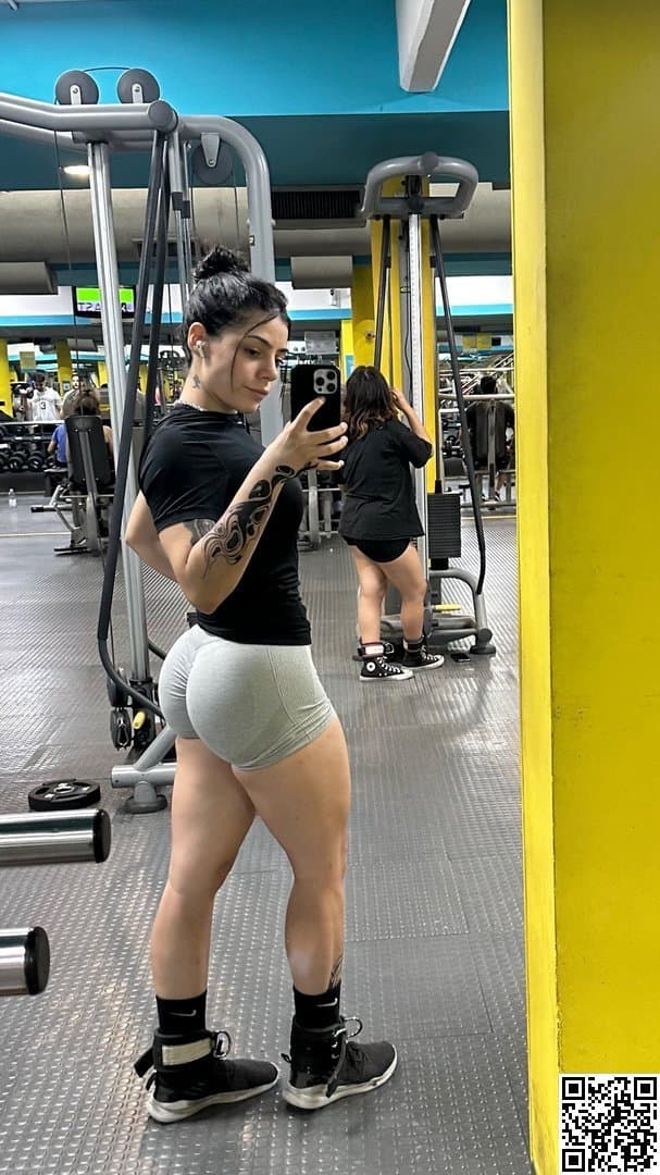 Mica - 22y Mixed-Latina Webslut