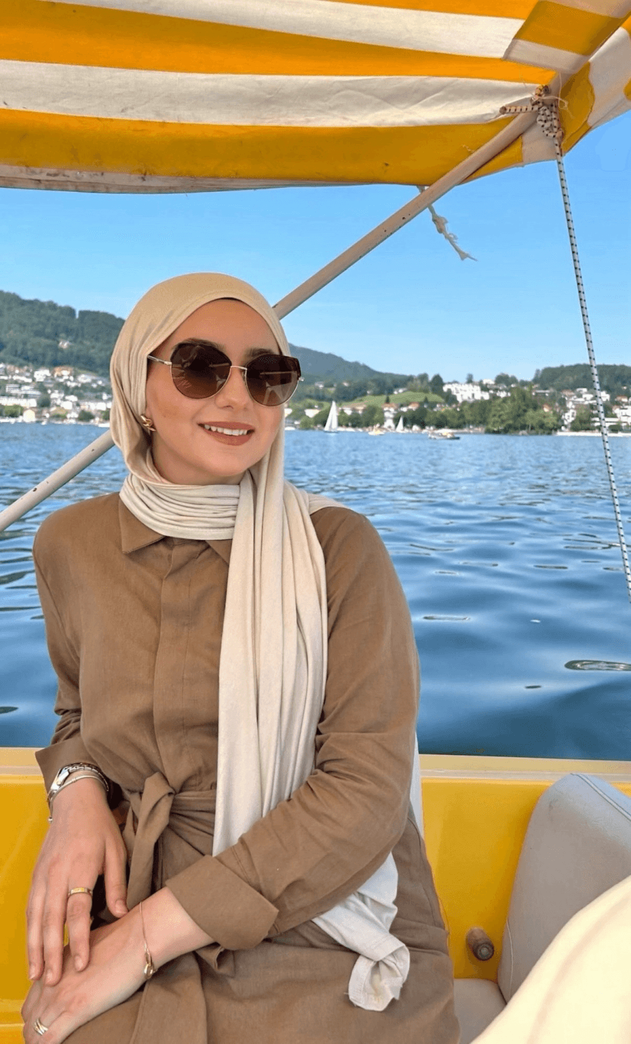 Click to view full size Barely Legal Hijab Teen