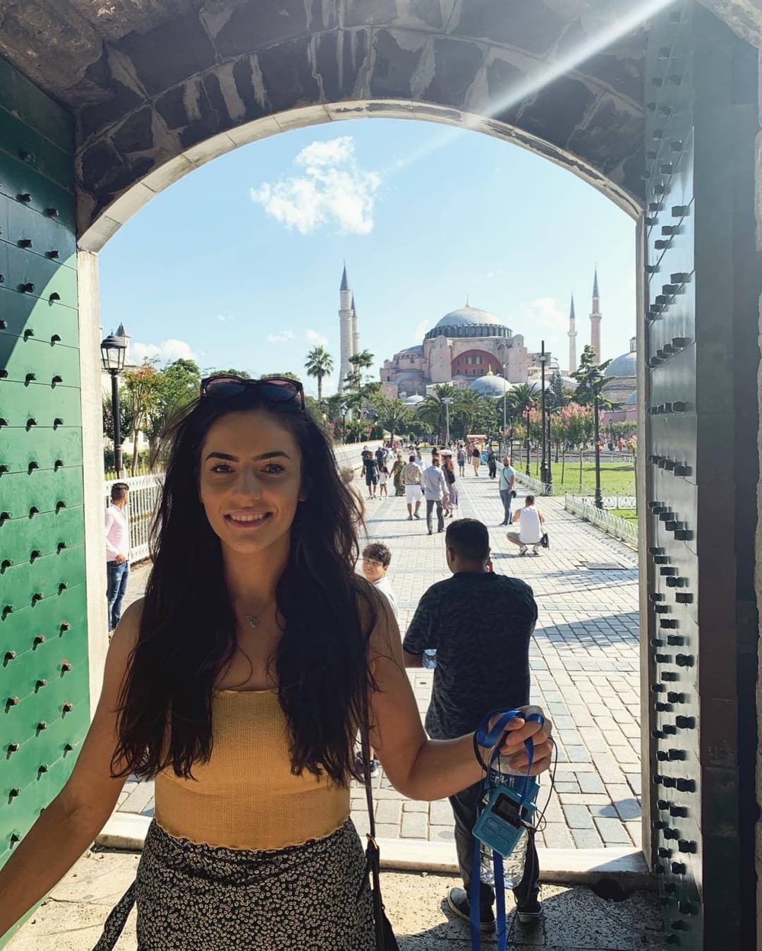 Click to view full size Mount and Fuck Hot Teen Hannah Daly Until You Cum Inside Her