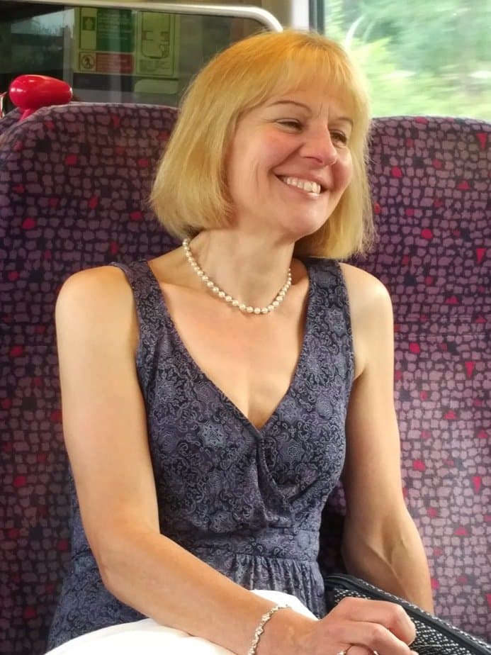 Mates wife sends me pics, should I tell him?