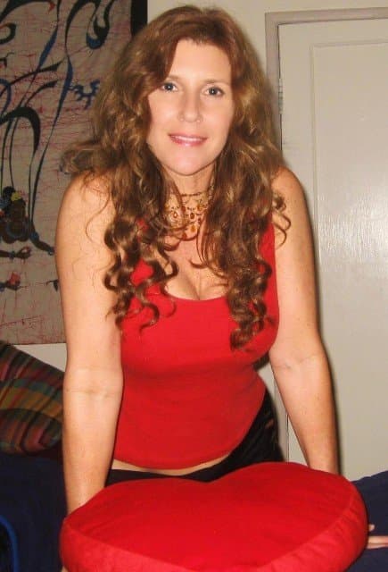 Click to view full size Beautiful mature brunette loves to show off her perfect natural tits