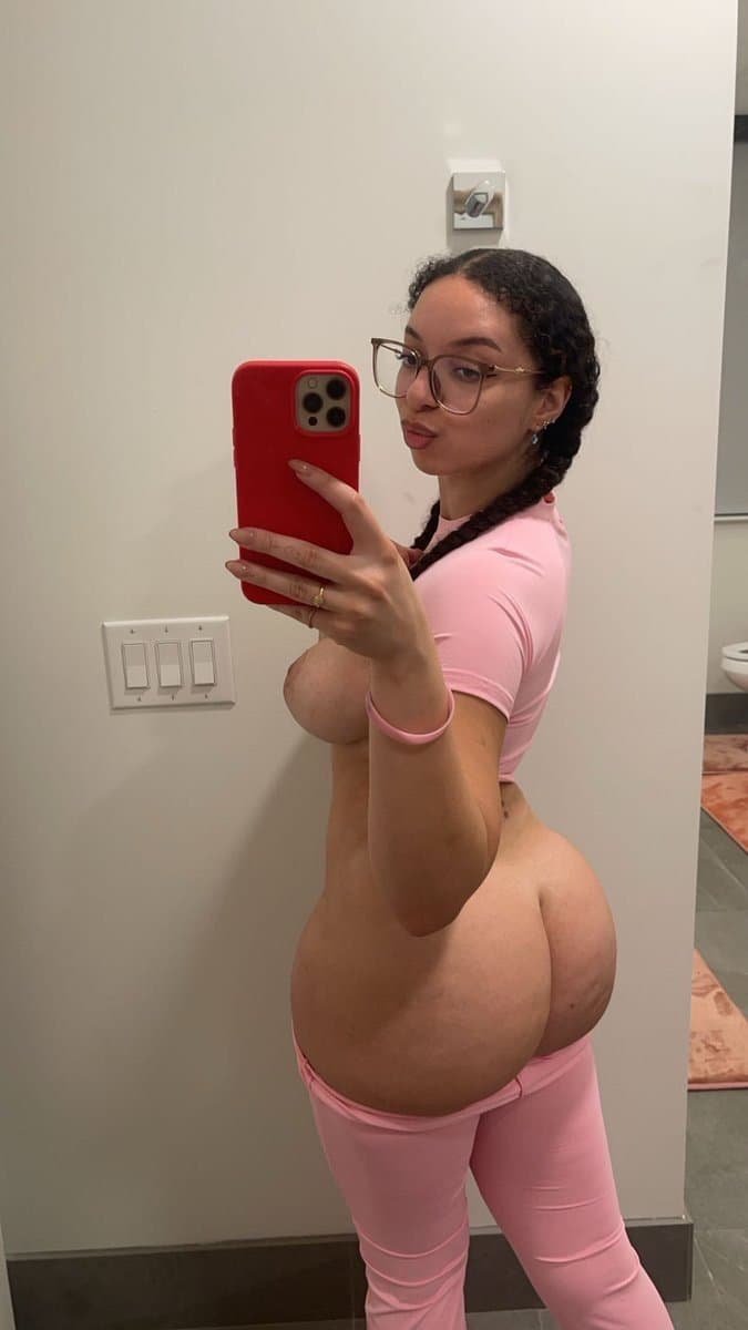 Click to view full size So freaking sexy ass ??
