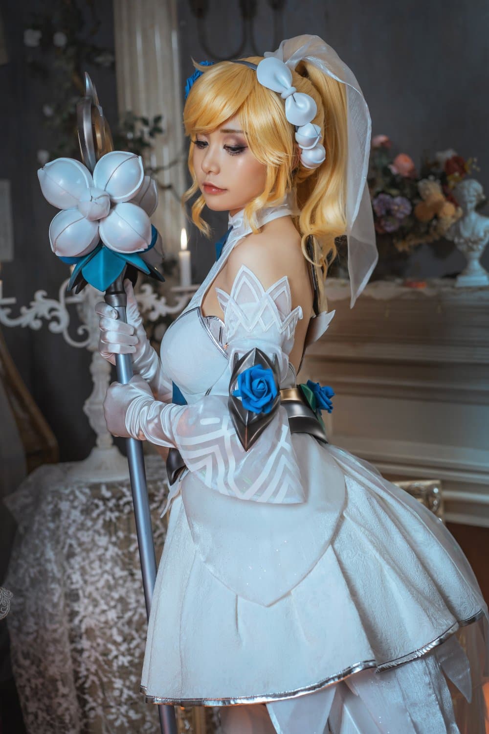 Lux cosplay