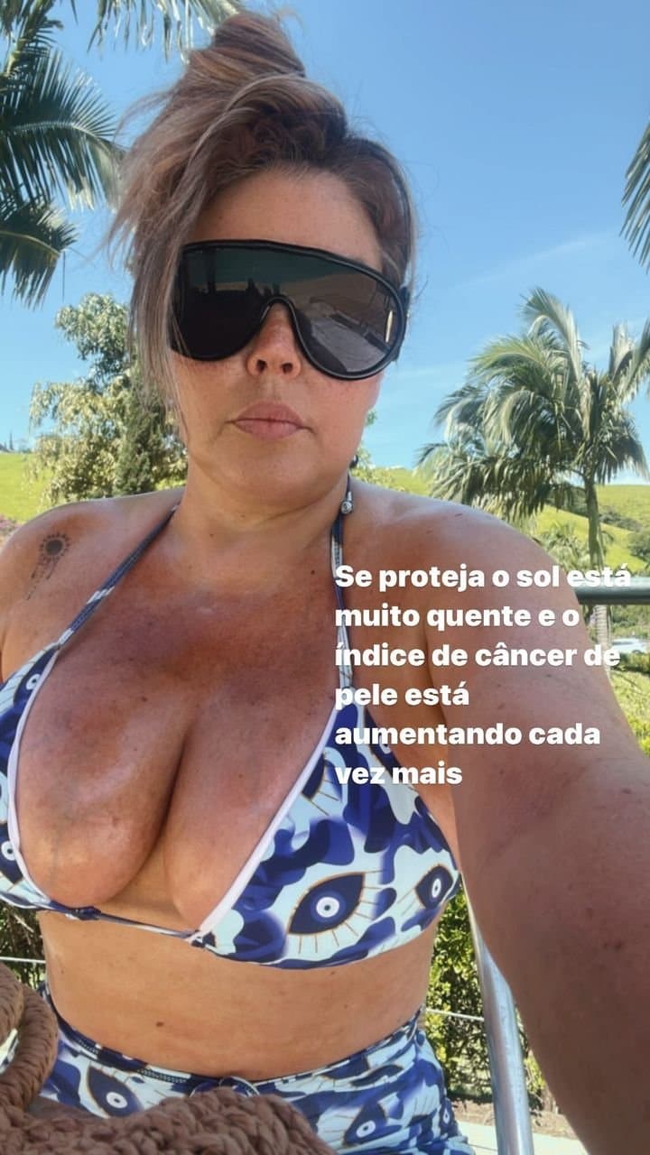 Simony, a cantora dos balões mágicos (originais e fakes)