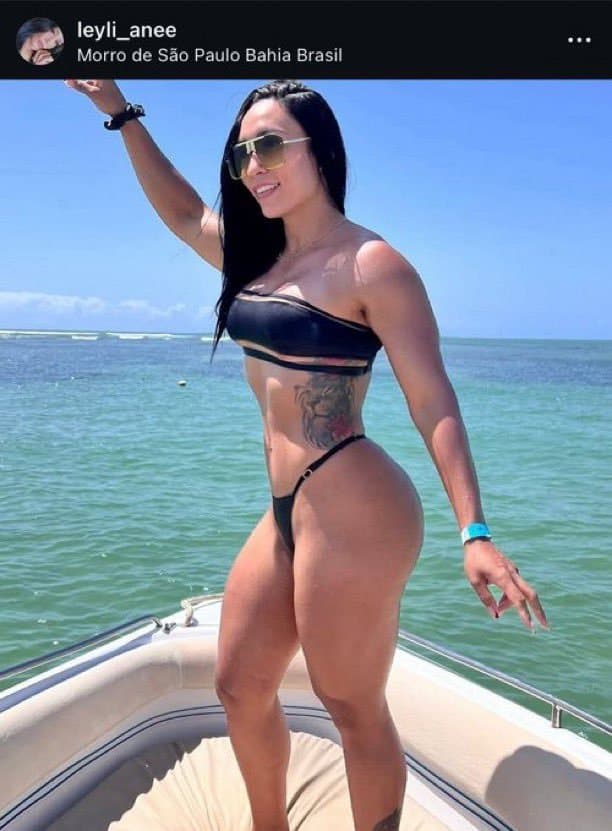 VAZOU, traiu gostosa com a empregada