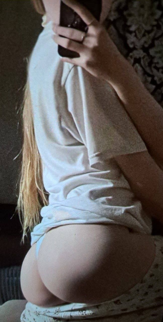 She cheat me , please post my ex face with AI here for me please she is 20 , DM me