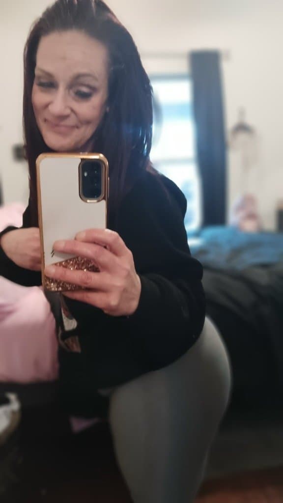 Friends sexy ass mature milf mom