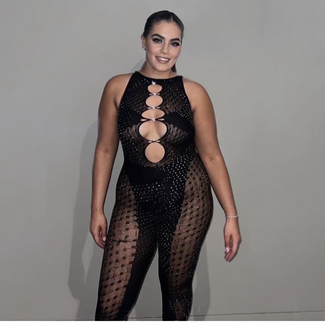 Aussie bbw Jamilla is so thick, begging for cum on her big fake tits. Kik fitfunseeker with edits