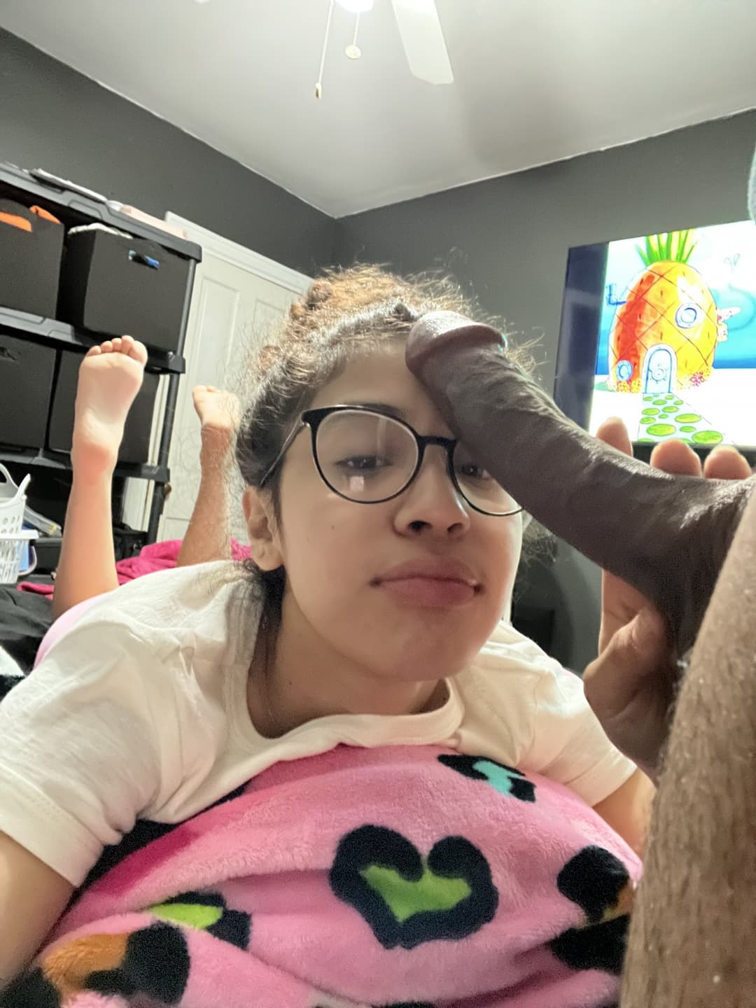 Kinky hairy fun sized latina teen loves to tease + feet self worship