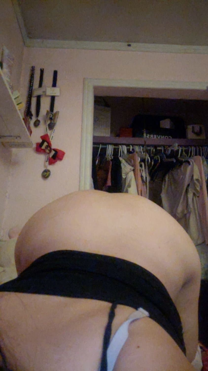 Big tit Latina wants my dick?‍?