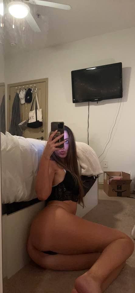 Click to view full size Ķřýśťà