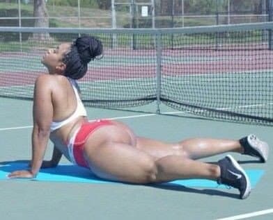 slim-thick-v0-eydd0ko8u5ba1