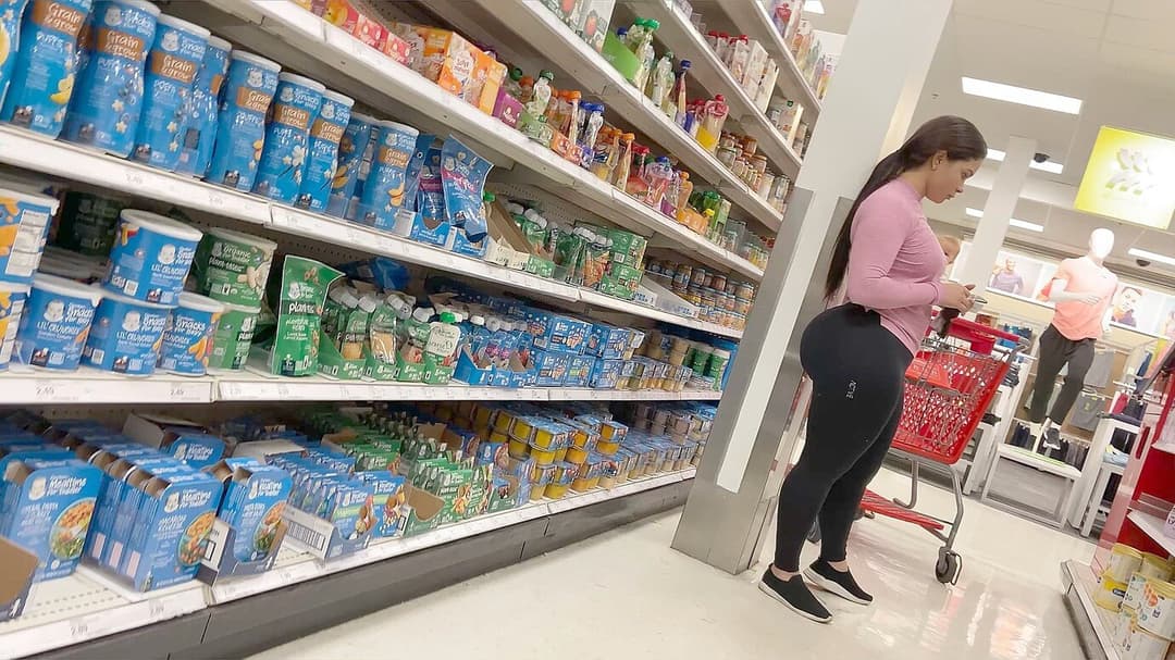 Another creep shot I got of this thic Latina milf at target with a fat fucken ass
