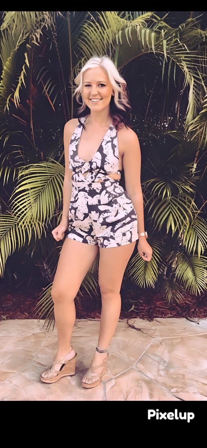 Taking fake requests! Will fake any girls ya know naked for you. Privately. Free Dm me for Fakes