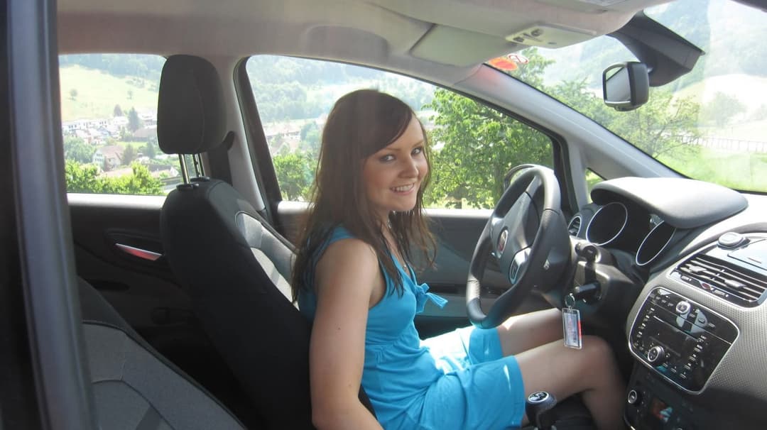 Hot slut Vera wants to a famous web slut