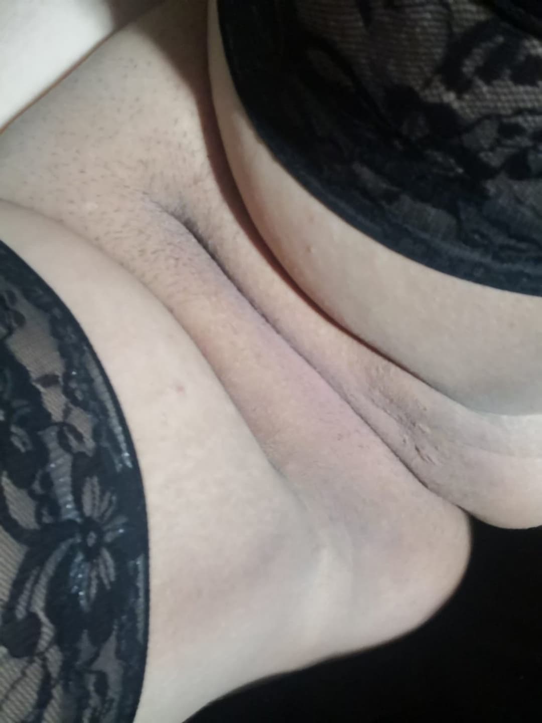 Blonde slut from Finland loves to show her curvy body