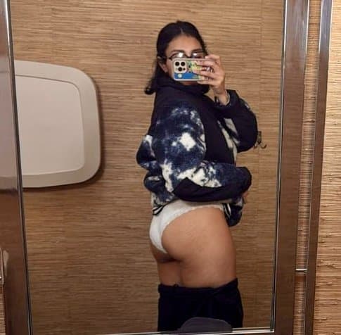 Slutty Indian MILFs Curvy Body