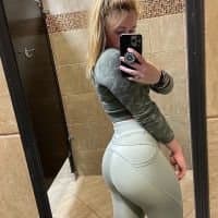 25 year old shy alyssa wants attention (more attention = more leaks)