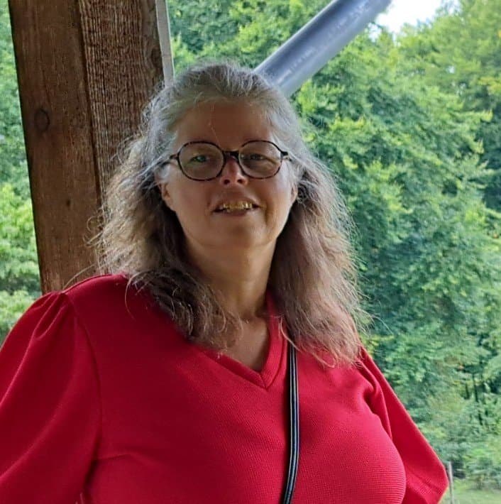 Johanna a married and cheating Dutch slut to use and fuck who loves gangbangs and cumdumps