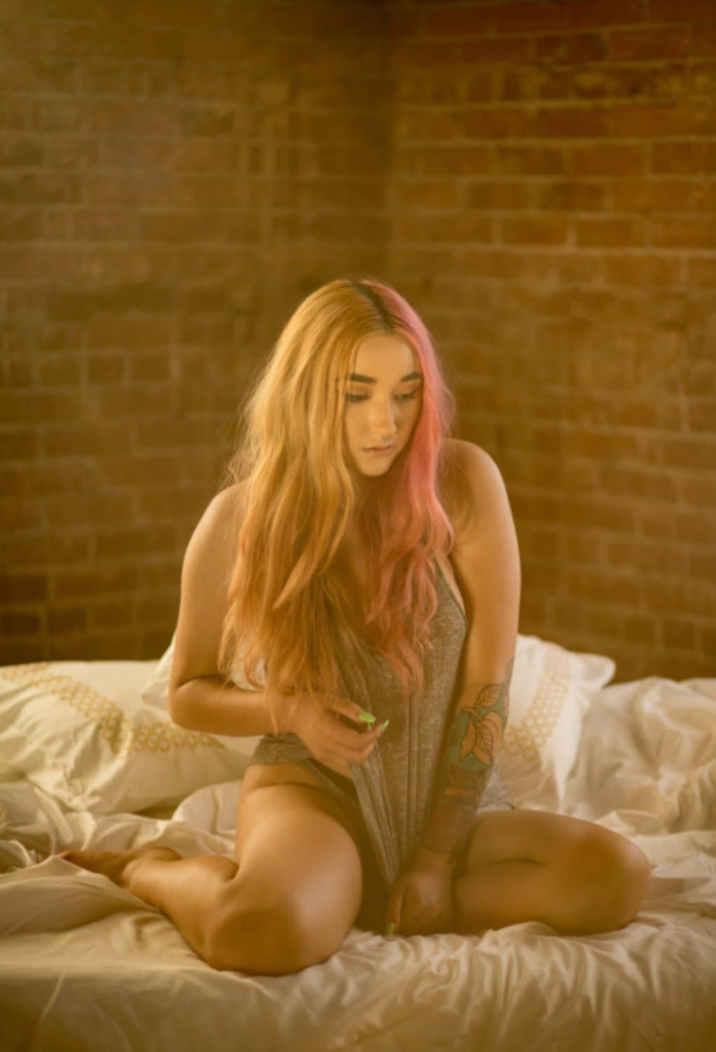 Burlesque dancer 2 early years