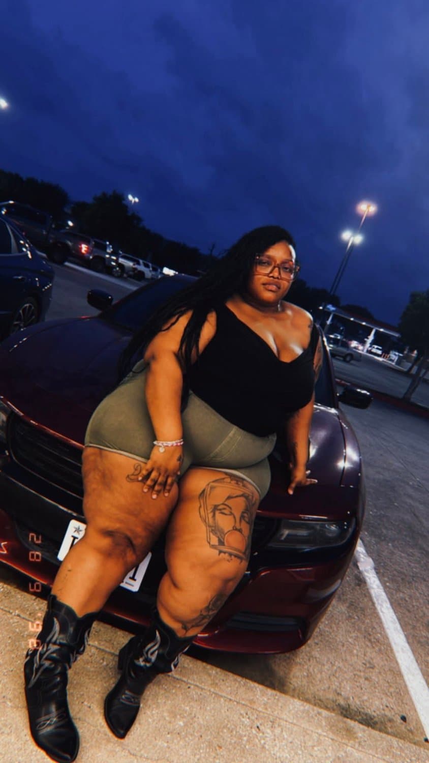 JUICY THICK BIG ASSES LATINA EBONY BBW SSBBW