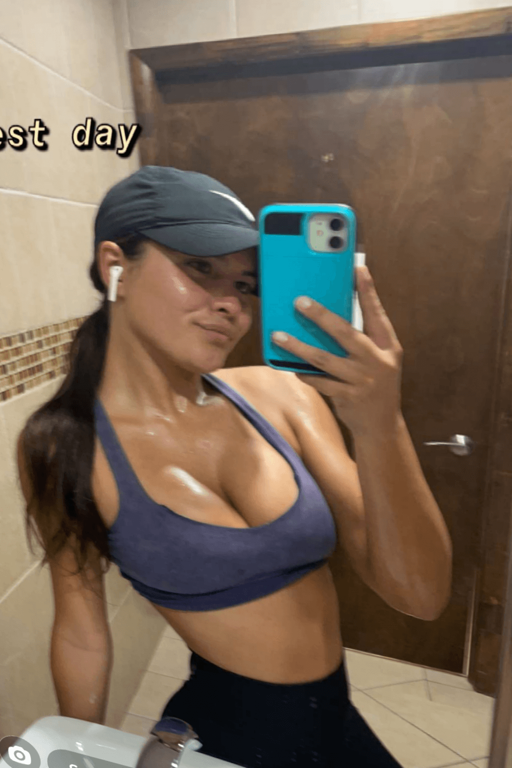 Leaked sexy teen EX GF horny latina slut nudes and vids. Her Instagram: ꜰʟᴏᴡʟɪᴋᴇᴄʟᴀɪʀᴇ