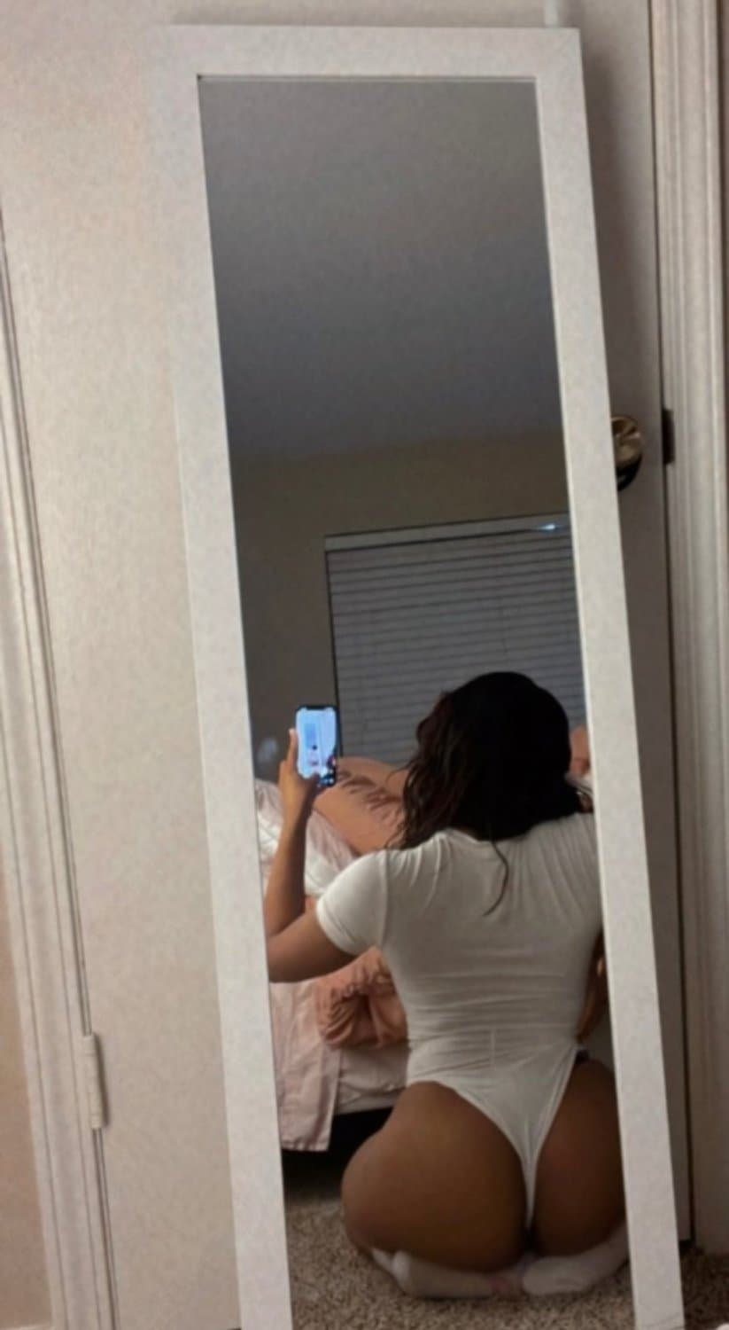 Ft Campbell Army slut; Ella Perry