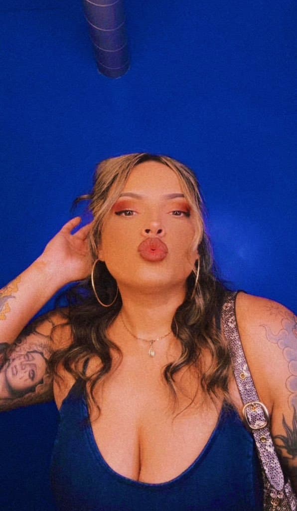 Click to view full size Moe has a strangle hold on me ? (NN)