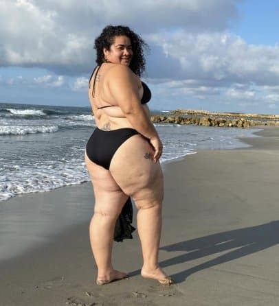 COLUMBIAN BBW BIKINI BABE