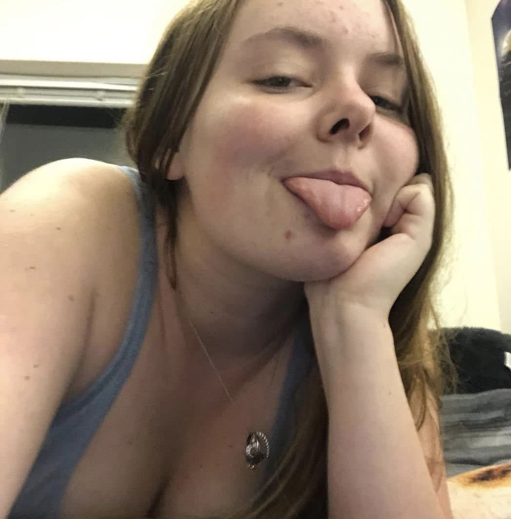 She wants to cheat on her fiance text her and tell her what you’d do to her