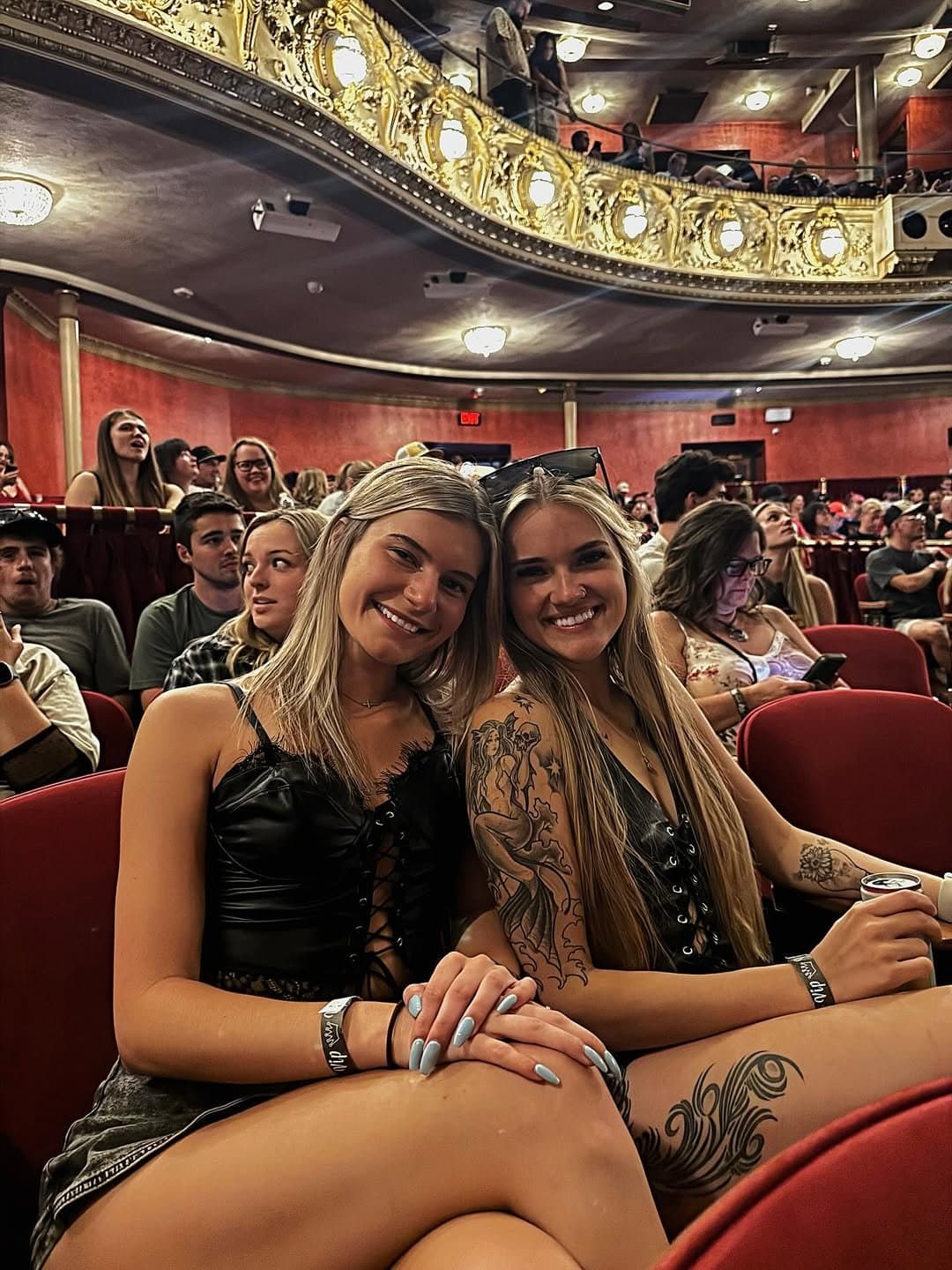 My crush just thanks this asshole with big muscles by kneeling down and sucking his big cock