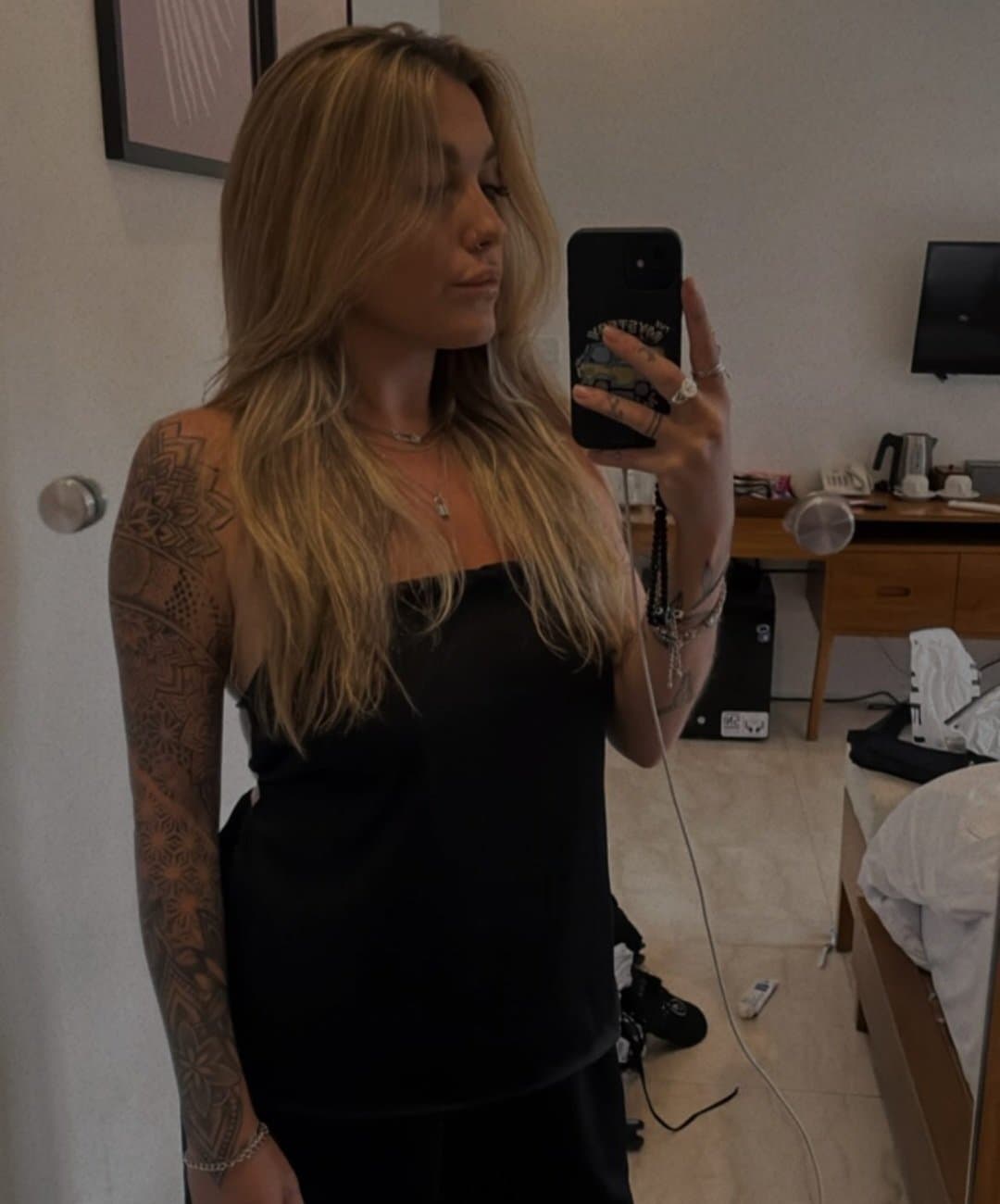 Hot tatted big titty blonde slut chav uk dsl brown eyes