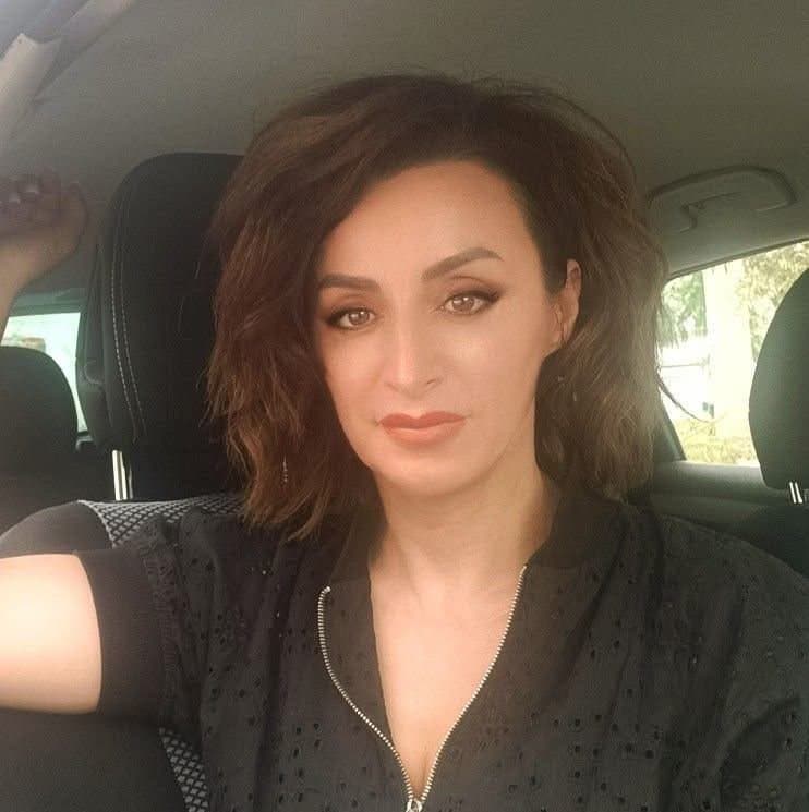 My friends Greek mom I want to fuck her very bad cum on her