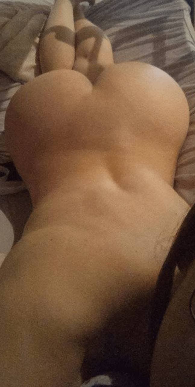 casada posta foto pelada sem o corno saber