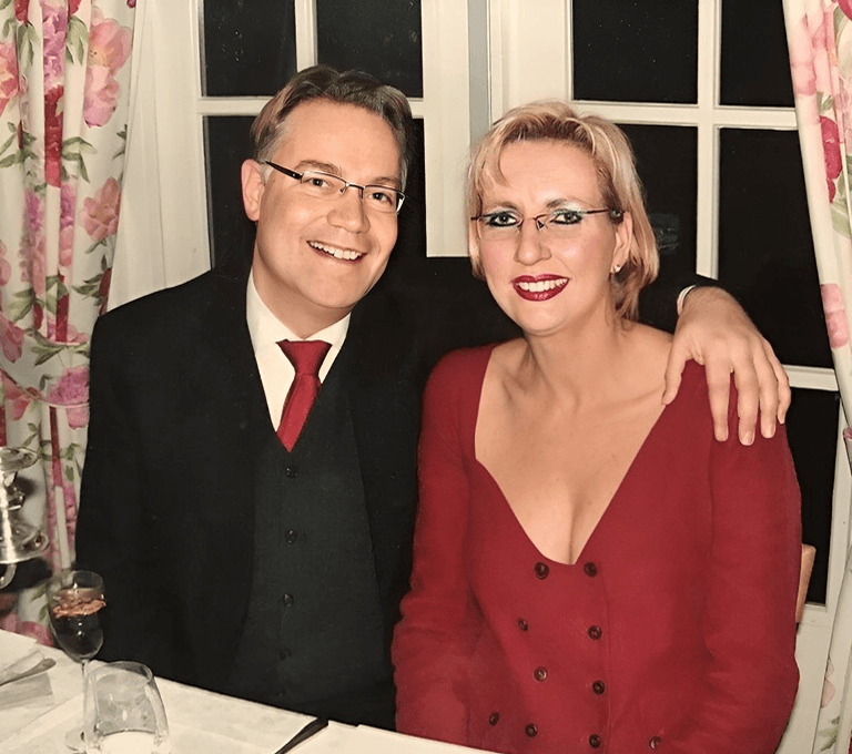 Sexy Milf fingering & banging