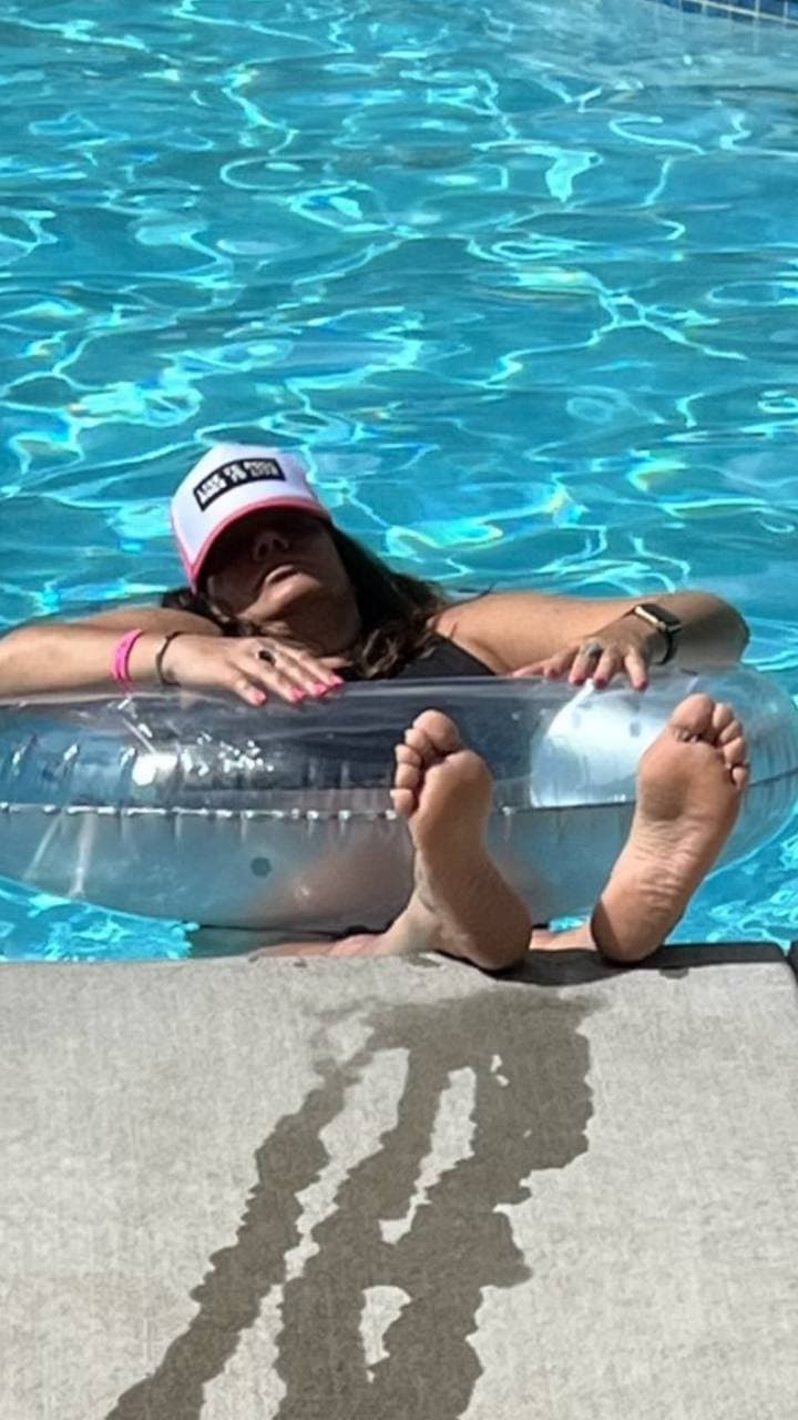 mother in law and feet