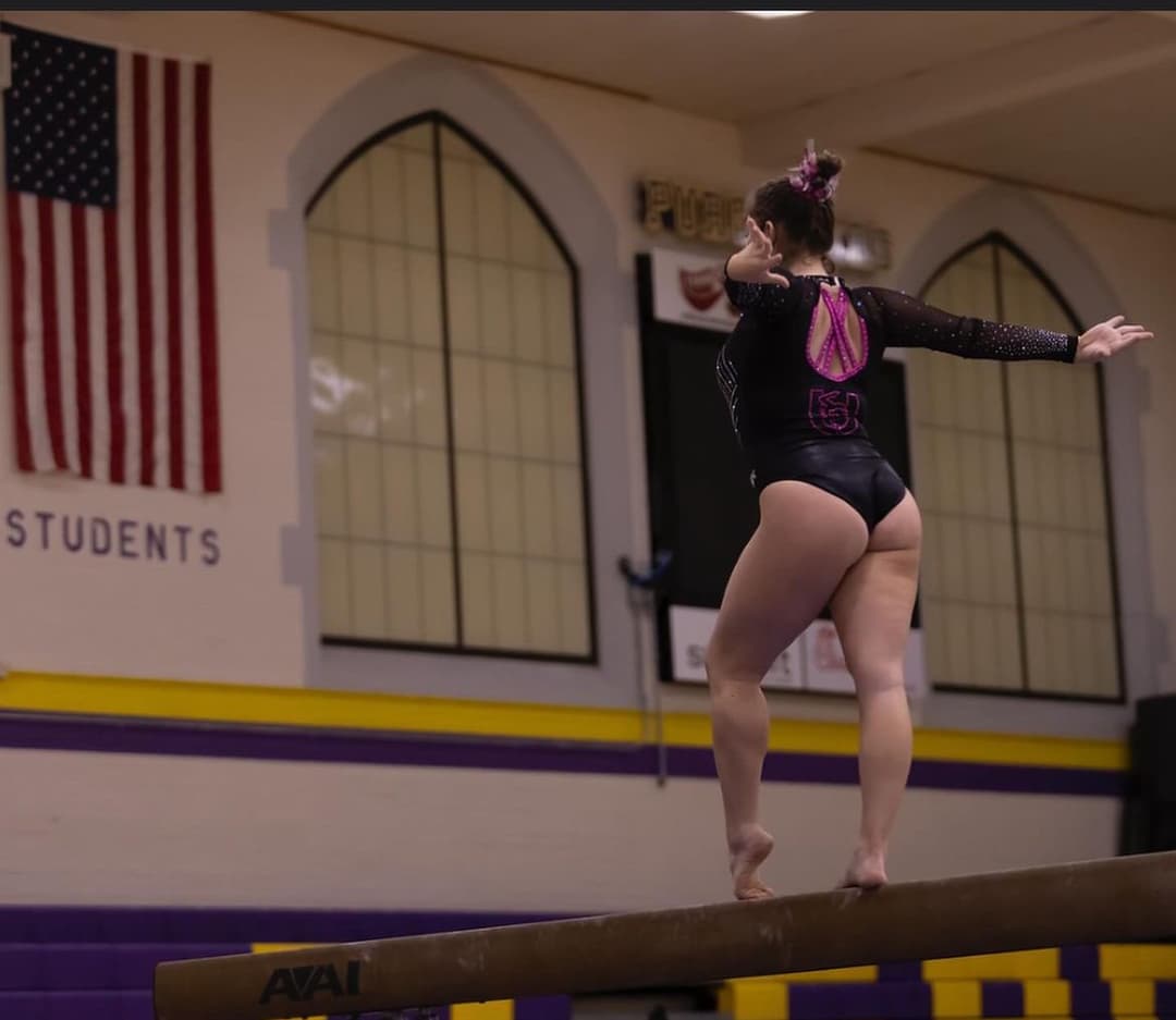 Harper’s nudes on my IG just dm me on there