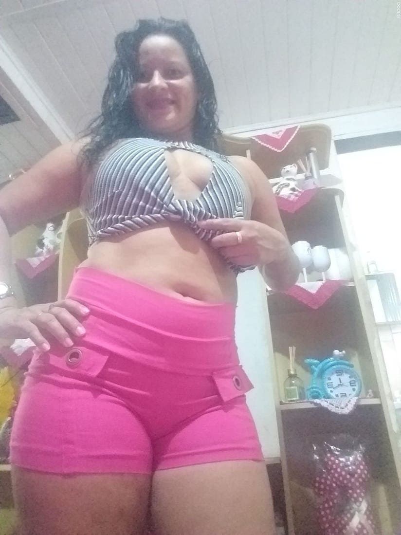 Padrão da coroa Paraense, baixinha, morena e rabuda