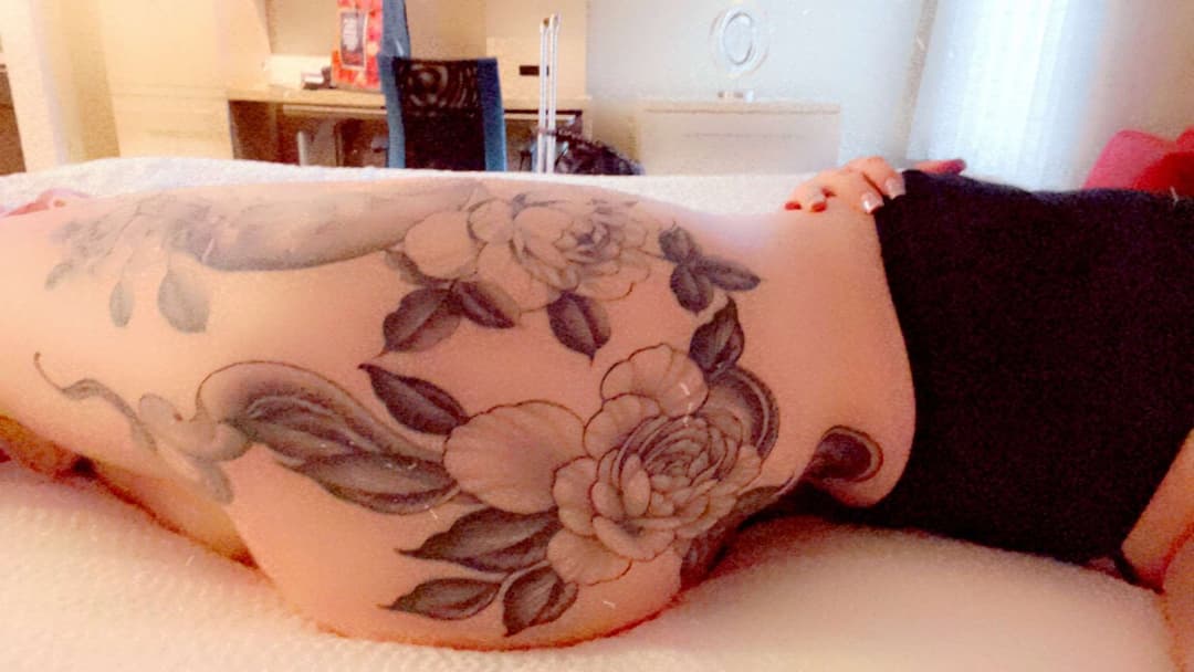 FREEUSE Material. Enjoy this Slut