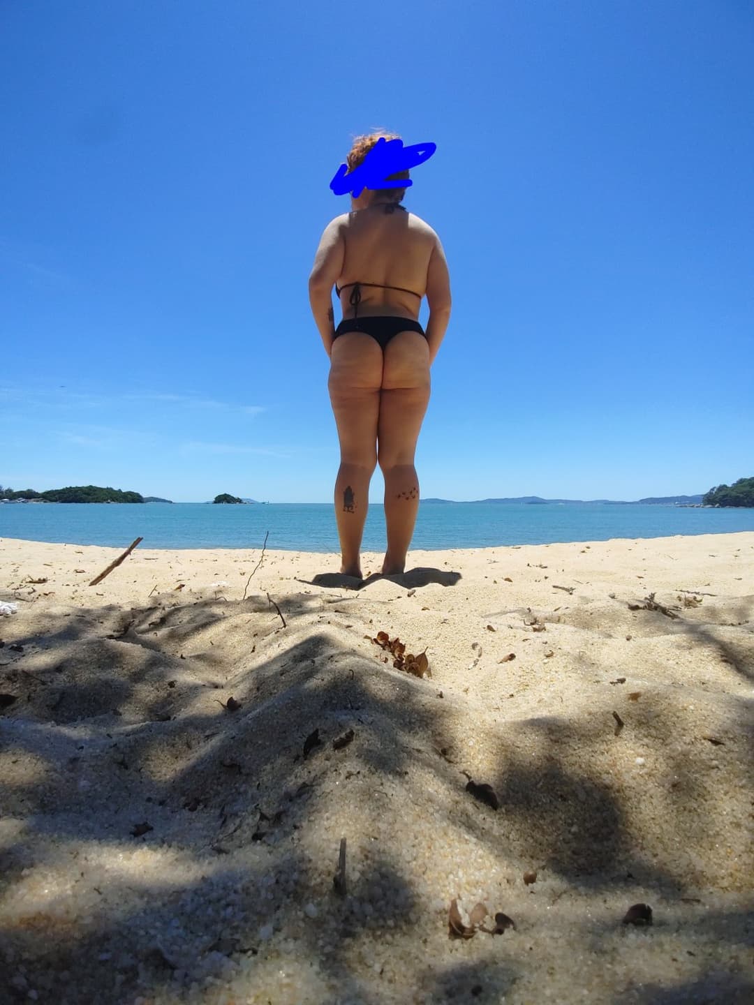 "corninho viado expõe esposa esperando tributo"tesão de esposa, quantas✊?? vcs acham q ela merece?