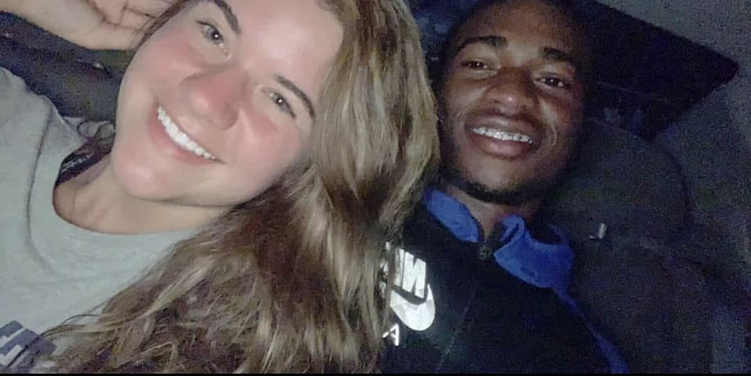 White bop with a nose built for sniffing stinky thug ass