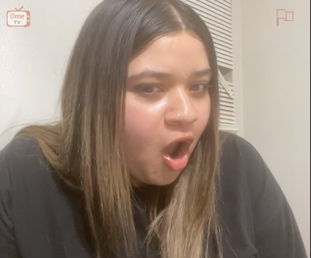 Dickflash a putita en Ometv, le encanta, me pide leche y queda asombrada