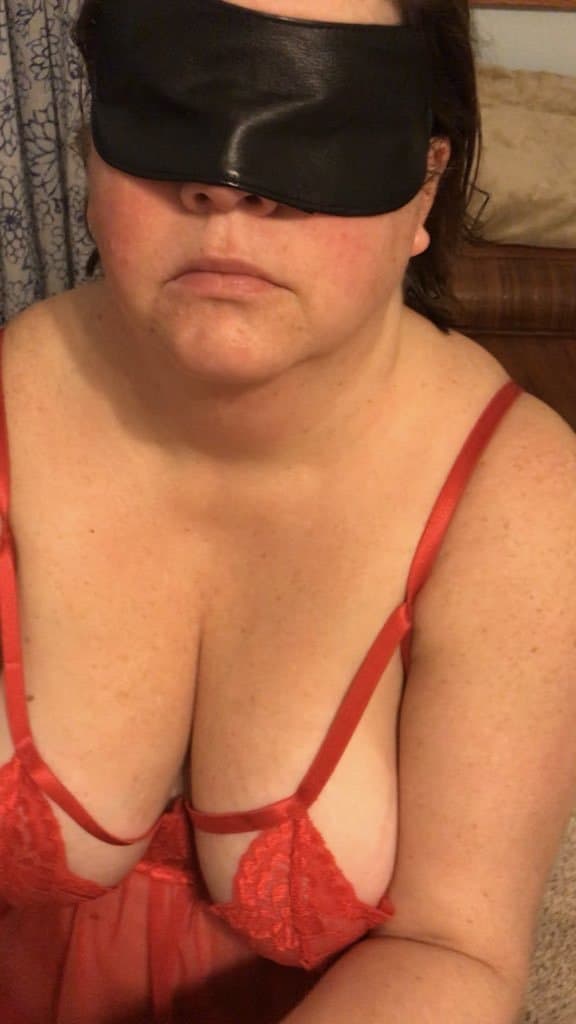 Click to view full size Fat Mature Cumslut Whore