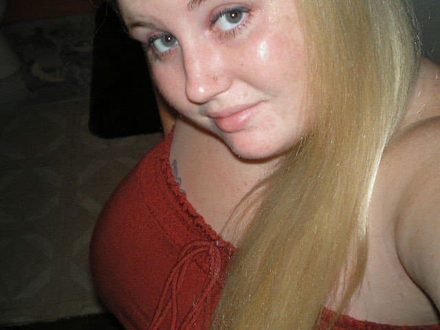 Curvy Blonde Beauty Janelle