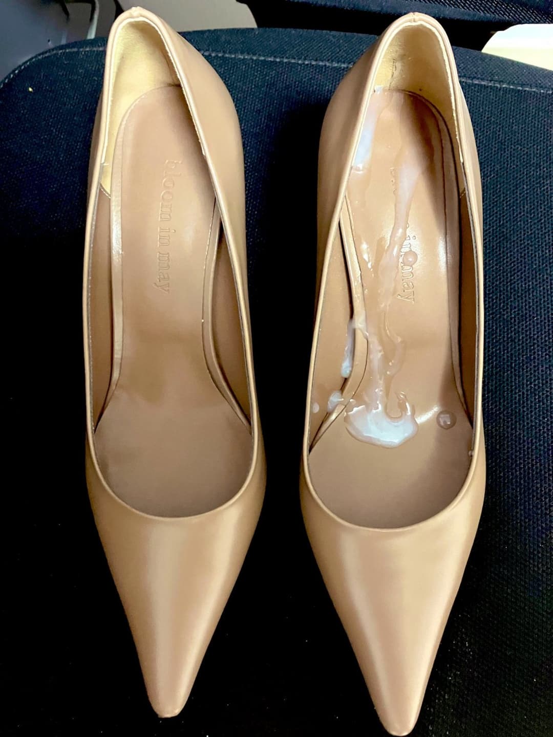 Click to view full size Chinese feet / socks / shoes.