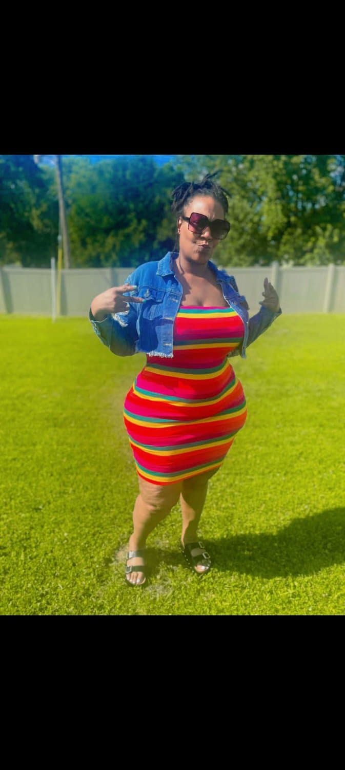 CURVY THICK EBONY MATURE