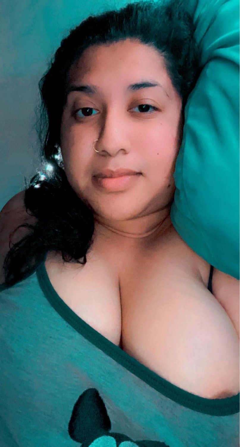 Mi amiga la puta ?????? que buena está ?????