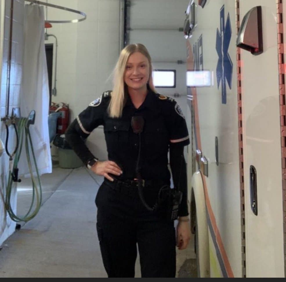 Brooklyn 27yo from Alberta Canada wants to be famous!!!